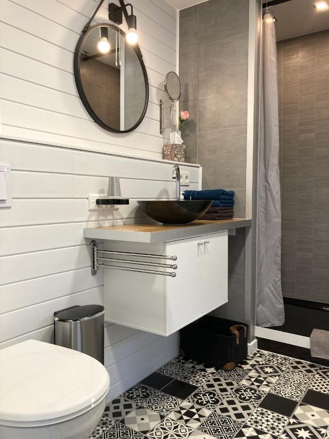 Living At Saarpartments - Adultsonly - Business & Holiday Homes With Kitchen For Long- And Short Term Stay, 3 Min To St Johanner Markt And Points Of Interest Saarbrücken Esterno foto